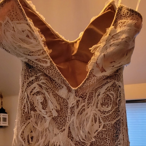 Grace Loves Lace Wedding Dress - Picture 3 of 6